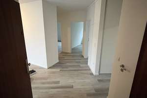 Schöne 4 Zimmerwohnung mit Balkon und Tiefgarage  – Schönsberg 1a, 22395 Sasel, Hamburg – Vorschaubild 16