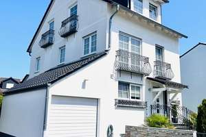 Einfamilienhaus MIT EINLIEGERWOHNUNG in bevorzugter Lage – Die vollständige Adresse der Immobilie erhältst du vom Anbieter., 63165 Mühlheim am Main – Vorschaubild 6