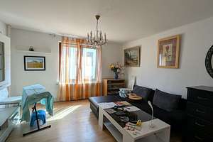 Helle, renovierte 3-Zimmer-Wohnung mit moderner Einbauküche – ein einladendes Zuhause erwartet Sie – Die vollständige Adresse der Immobilie erhältst du vom Anbieter., 27576 Lehe, Bremerhaven – Vorschaubild 2