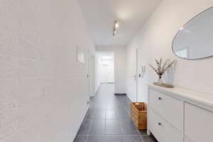 Modernisierte 2-Zi.-Wohnung mit Balkon-Terrasse, 76 m², gepflegt & ideal für Eigennutzer in Hannover – Die vollständige Adresse der Immobilie erhältst du vom Anbieter., 30177 Zoo, Hannover – Vorschaubild 5