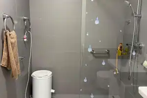 Property thumbnail 7