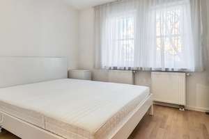 Stadtwohnung -Moderne, offene und komplett ausgestattetes Stadtapartment im Zentrum von Stuttgart – Die vollständige Adresse der Immobilie erhältst du vom Anbieter., 70178 Rathaus, Stuttgart – Vorschaubild 2