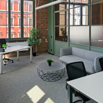 Wunderschön eingerichtete Büroräume für 4 Personen in Spaces Die Fabrik