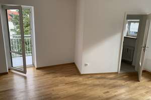 Über den Dächern von Schwabing: großzügige 1-Zimmer Wohnung zu vermieten! – Die vollständige Adresse der Immobilie erhältst du vom Anbieter., 80802 Schwabing-Ost, München – Vorschaubild 1