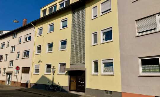 Charmante 3,5 Zimmerwohnung mit Dachterrasse in Mannheim-Feudenheim