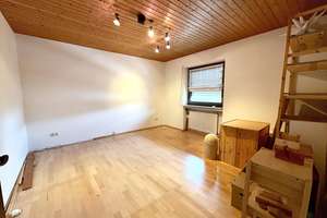 Familienidyll auf 1.010 m² Erbpachtgrundstück – Doppelhaushälfte mit Wintergarten und Garage – Die vollständige Adresse der Immobilie erhältst du vom Anbieter., 56072 Metternich, Koblenz – Vorschaubild 12