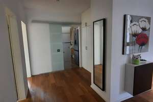 Lichtdurchfluteter DG-Traum in Krefeld: 3 Zimmer mit SW-Dachterrasse, moderner EBK & Garage! – Buchenstraße 23, 47805 Dießem/Lehmheide, Krefeld – Vorschaubild 3