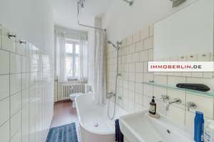 IMMOBERLIN.DE - Modernisierte Altbauwohnung mit Loggia nahe dem Simon-Dach-Kiez – Die vollständige Adresse der Immobilie erhältst du vom Anbieter., 10243 Friedrichshain, Berlin – Vorschaubild 4