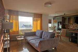 Sofort bezugsfertige 3-Zimmer-Wohnung mit Garage – fair bepreist – Die vollständige Adresse der Immobilie erhältst du vom Anbieter., 42857 Honsberg, Remscheid – Vorschaubild 1