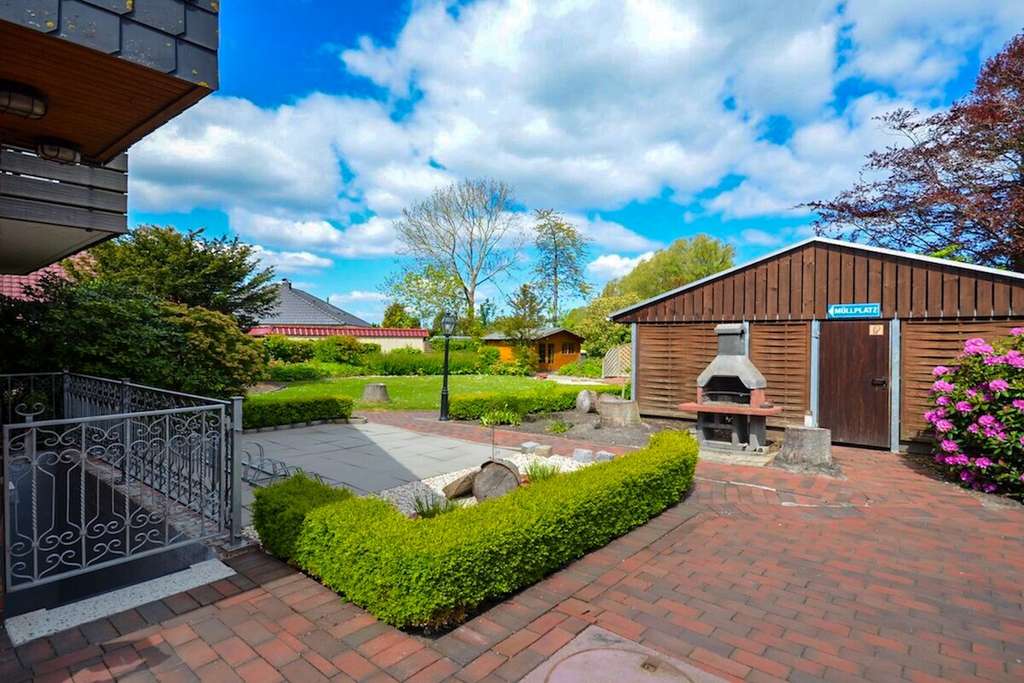 Immobilie in Butjadingen - Wohnen, vermieten, entspannen - Ferienwohnung mit Balkon, Sauna und Pool in Burhave! - Bild 2