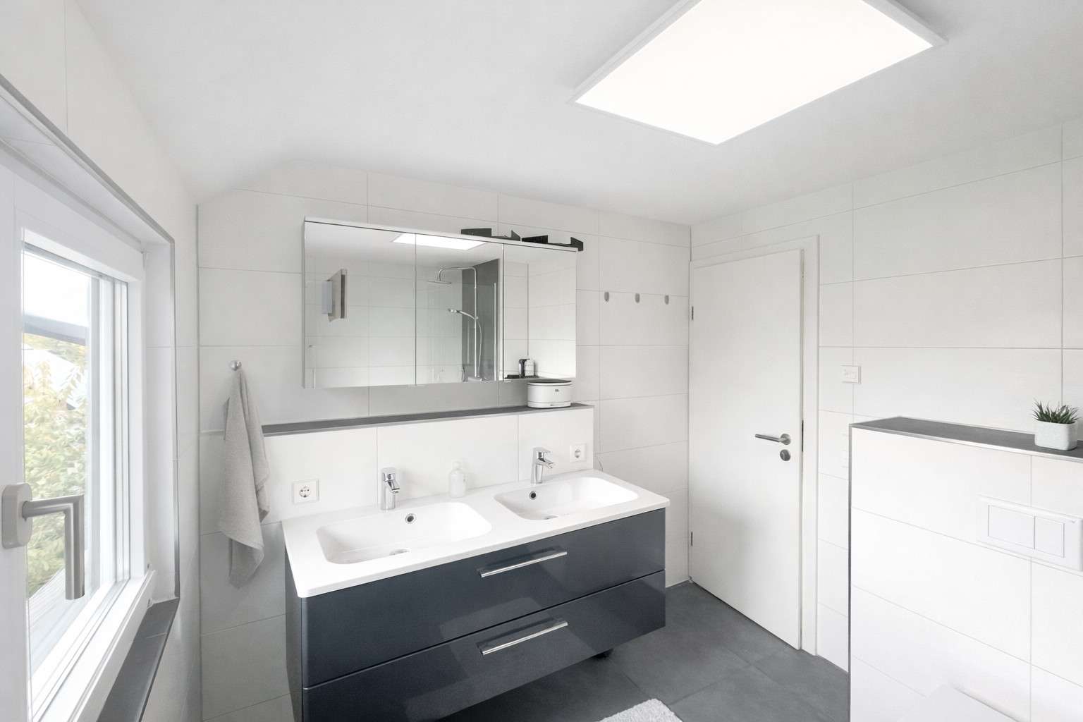 Immobilie in Hülben - Exklusiv kernsaniert: Hochwertiges Einfamilienhaus mit modernster Technik und außergewöhnlicher Wohn - Bild 5