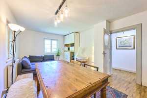 Idyllisches Traumhaus im Grünen – inklusive großem Grundstück – München – Vorschaubild 14
