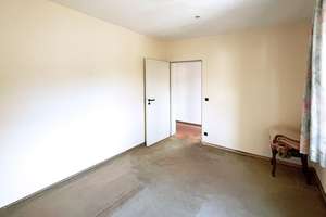 Zentral gelegenes, zweigeschossiges Wohnhaus mit Keller, Garage sowie Carport und schönem Garten – Die vollständige Adresse der Immobilie erhältst du vom Anbieter., 49661 Cloppenburg – Vorschaubild 17