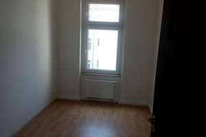 Geräumige 4-Raum-Wohnung mit Loggia im Zentrum von Magdeburg – Ackerstraße 17c 39112 17c, 39112 Leipziger Straße, Magdeburg – Vorschaubild 11