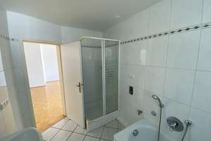Helle, großräumige Wohnung mit drei Balkons (Ausblick) – Strohschnitterweg 13, 65203 Biebrich, Wiesbaden – Vorschaubild 11
