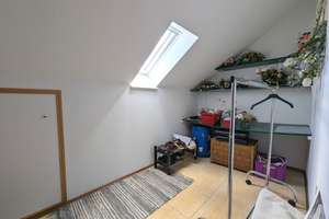 Ein Haus für die ganze Familie – viel Platz, großer Garten und Doppelgarage – Die vollständige Adresse der Immobilie erhältst du vom Anbieter., 42329 Vohwinkel, Wuppertal – Vorschaubild 13