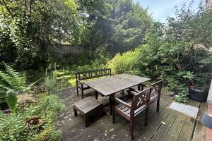 3-Zimmer-Wohnung mit Garten in Pempelfort