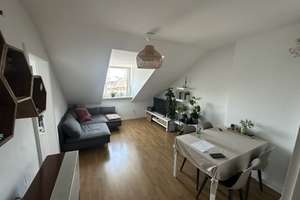 Helle 2 Zimmer Wohnung im Dachgeschoss in Aachen Innenstadt