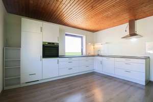 Preis-Leistungs-Highlight: Haus mit kleinem Garten & Terrasse zum Wohnungspreis – Die vollständige Adresse der Immobilie erhältst du vom Anbieter., 86669 Königsmoos – Vorschaubild 8