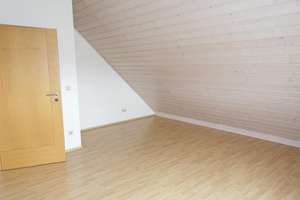 Ch.Schülke-Immob.: Bei Zolling, moderne DHH mit schöner Raumaufteilung, großem Garten und Doppelg... – Die vollständige Adresse der Immobilie erhältst du vom Anbieter., 85406 Zolling – Vorschaubild 15