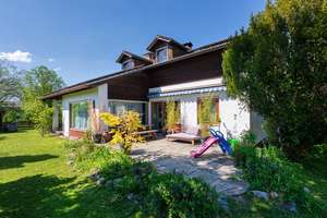 Einfamilienhaus mit Wohlfühlcharakter in begehrter Lage von Raubling/Pfraundorf! – Die vollständige Adresse der Immobilie erhältst du vom Anbieter., 83064 Raubling – Vorschaubild 2