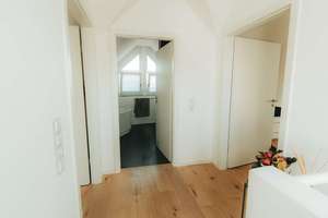 Stilvolle Maisonette Wohnung in ruhiger, zentraler Lage von Stuttgart-Sillenbuch – Die vollständige Adresse der Immobilie erhältst du vom Anbieter., 70619 Sillenbuch (Ortsteil), Stuttgart – Vorschaubild 28