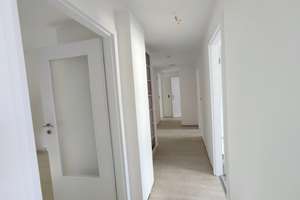 4-Zimmer-DG-Wohnung (3. OG) in Gelsenkirchen-Mitte ab sofort zu vermieten! – Schwäbische Str. 11, 45881 Schalke, Gelsenkirchen – Vorschaubild 9