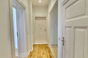 RARITÄT-LIEBEVOLL SANIERT -Bezugsfreie, helle 3-Zimmer-Altbau-Wohnung-sonniger Balkon – Pflügerstraße 81, 12047 Neukölln (Ortsteil), Berlin – Vorschaubild 23