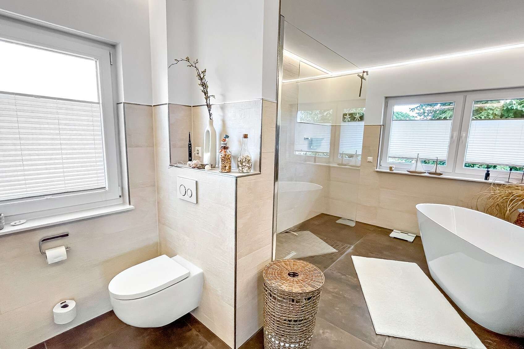 Immobilie in Tauche - Moderne 3-Zimmer-Wohnung in Tauche: mit zwei Balkonen, Einbauküche & 2 Stellplätzen - Bild 0