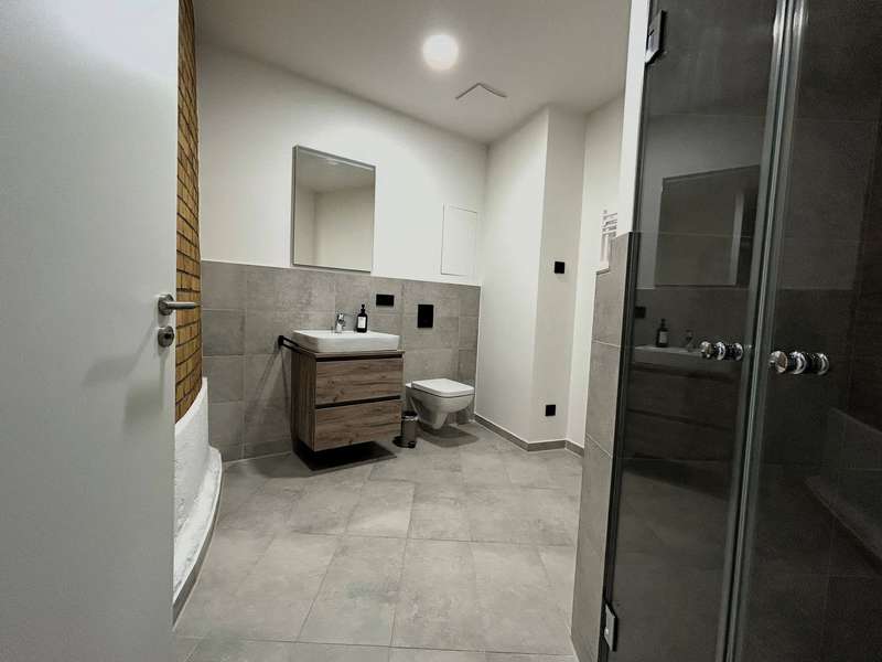 Referenzbild Badezimmer.jpg