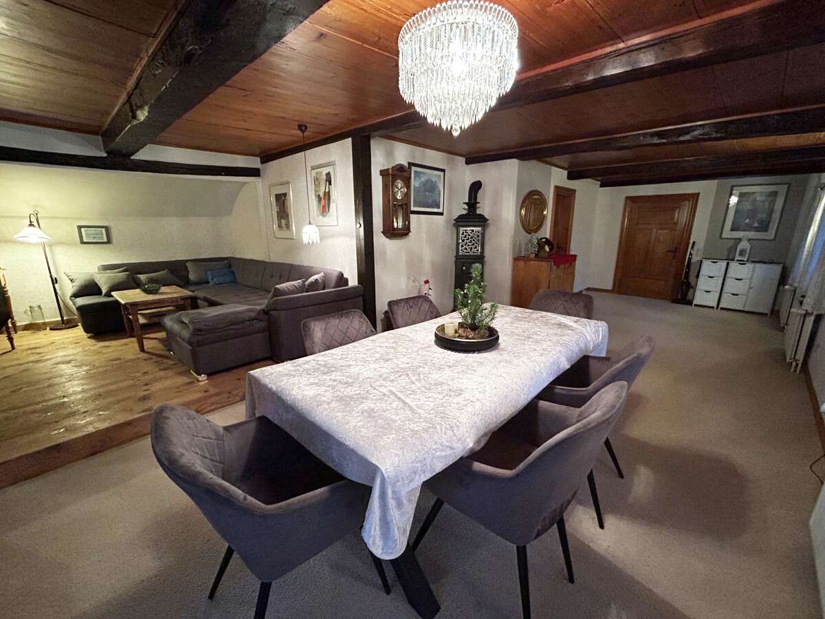 Immobilie in Risum-Lindholm - Reetdachkate mit historischem Flair & Gartenidylle vereint - Bild 4