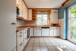 Raum für die ganze Familie- Endreihenhaus mit großem Erker, Teilkeller und ausgebautem Dachgeschoss – Die vollständige Adresse der Immobilie erhältst du vom Anbieter., 21035 Neuallermöhe, Hamburg – Vorschaubild 3