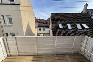 4,5 Zimmer-Wohnung in Stuttgart Untertürkheim – Die vollständige Adresse der Immobilie erhältst du vom Anbieter., 70327 Untertürkheim (Ortsteil), Stuttgart – Vorschaubild 2