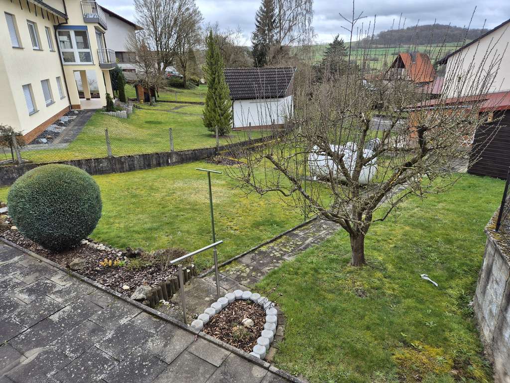 Immobilie in Steinau an der Straße - ++++CHARMANTES HAUS MIT GROSSEM GARTEN-PERFEKT ALS FERIENHAUS  PAARE ODER SINGLES++++ - Bild 2