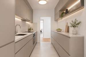 Choriner Straße: Helle 3-Zimmer-Altbauwohnung, 4. OG, separate Küche, aufgearbeitete Dielen – Choriner Straße 81, 10119 Mitte (Ortsteil), Berlin – Vorschaubild 8