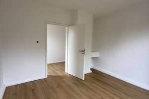 Frisch renovierte 3-Zimmer-Wohnung mit großem Balkon – Erdwegstraße 5, 45356 Bochold, Essen – Vorschaubild 7
