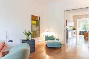 Charmante und stilvolle Traumwohnung in Düsternbrook – Die vollständige Adresse der Immobilie erhältst du vom Anbieter., 24105 Düsternbrook, Kiel – Vorschaubild 2