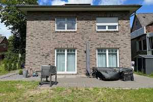 Schönes 4,5-Zimmer-Einfamilienhaus mit hochwertiger Ausstattung & EBK