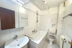 Helle, voll-renovierte 2,5 Zimmer Wohnung m Einbauküche u Balkon in Oberhausen-Styrum – Schlägelstraße 55, 46045 Styrum, Oberhausen – Vorschaubild 14