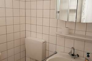 Schöne helle, ruhige zwei Zimmer Wohnung in Bonn Poppelsdorf, an Single. – Sternenburgstasse 66, 53115 Poppelsdorf, Bonn – Vorschaubild 10