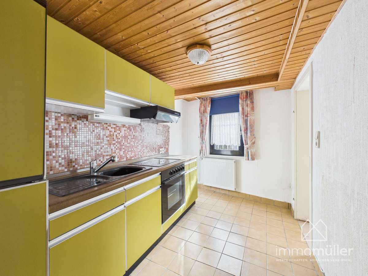 Immobilie in Lautersheim - Einfamilienhaus mit 146 m², Wintergarten & Balkon – familiärer Lage von Lautersheim - Bild 2