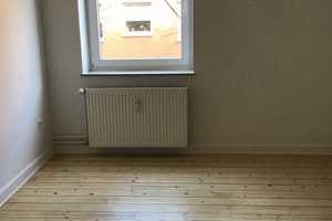 Ihr neues zu Hause? Sanierte Wohnung mit Holzdielen! – Karpfenteich 9, 24113 Kiel – Vorschaubild 2
