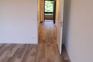 Mit Balkon: Top sanierte 2 Zimmer Wohnung mit Einbauküche – Kempener Allee 162, 47803 Benrad-Nord, Krefeld – Vorschaubild 8