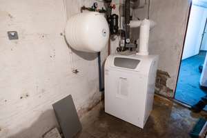 *** 1 ZKB APARTMENT im DG - AUFSTEIGENDE LAGE mit guter ANBINDUNG in NÄHE der WESER *** – Die vollständige Adresse der Immobilie erhältst du vom Anbieter., 28197 Woltmershausen (Ortsteil), Bremen – Vorschaubild 12