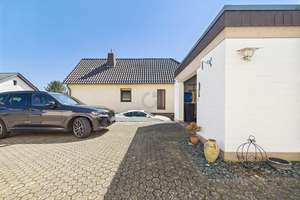 Gepflegtes Einfamilienhaus mit Garten und Großgarage in Kreuzau-Obermaubach! – Die vollständige Adresse der Immobilie erhältst du vom Anbieter., 52372 Kreuzau – Vorschaubild 4