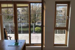 Helle 2,5-Zimmer-Wohnung mit Balkon im 2. OG in Köln-Nippes