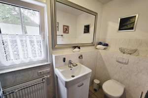 Einziehen und Wohlfühlen – repräsentative Stadtvilla auf Eckgrundstück Dorfkern Alt-Lankwitz    
 – Die vollständige Adresse der Immobilie erhältst du vom Anbieter., 12247 Lankwitz, Berlin – Vorschaubild 28