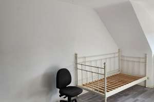 Wohnung 4 - Zimmer 1  70372 Stuttgart – WG-Zimmer im Dachgeschoss – Die vollständige Adresse der Immobilie erhältst du vom Anbieter., 70372 Kurpark, Stuttgart – Vorschaubild 6
