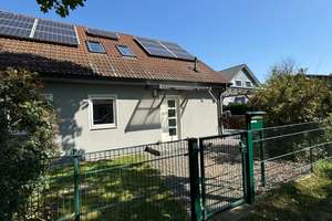 Niedrigenergiehaus, hochwertige Ausstattung, In Mahlsdorf-Provisionsfrei – Landvogtstr. 35, 10623 Mahlsdorf, Berlin – Vorschaubild 2