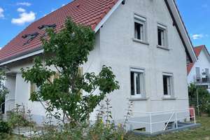Stilvoll modernisiert: Haus mit Charakter in Jestetten